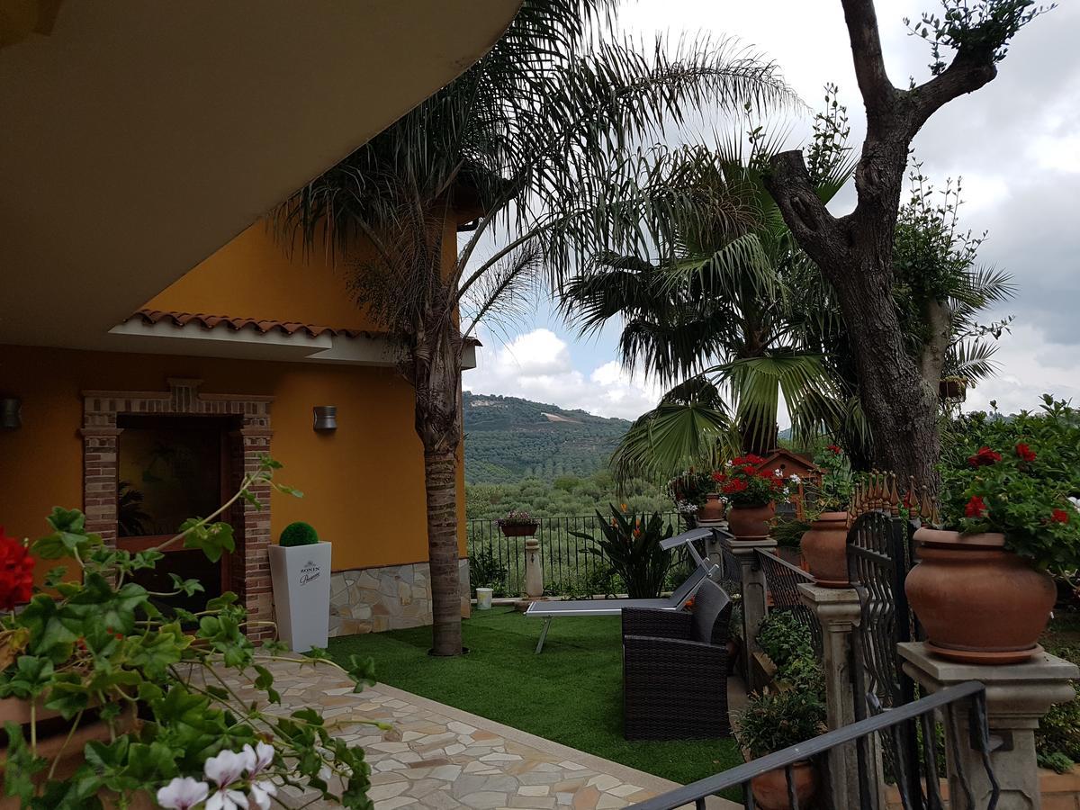 San Pietro Bed & Breakfast Mileto Luaran gambar
